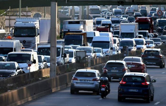 Rémi Féraud veut « transformer tous les quartiers de Paris en zones à circulation limitée »