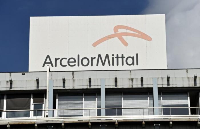 ArcelorMittal suspend la décarbonation de ses usines européennes