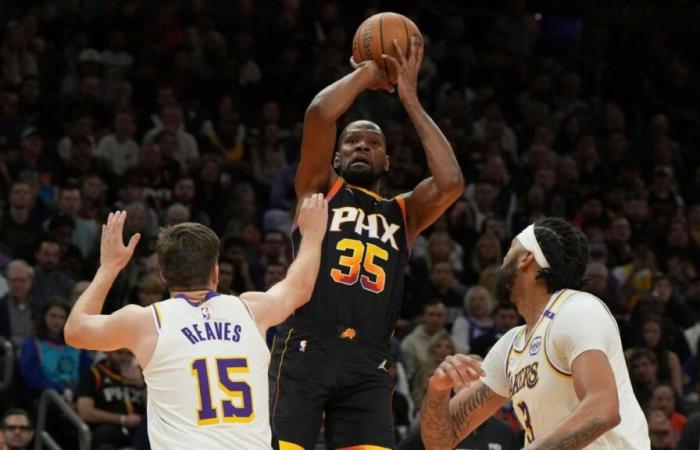 Durant et Beal reviennent alors que le big 3 des Suns mène la déroute des Lakers