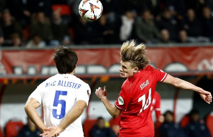 Les huitièmes de finale de la Ligue Europa sont loin pour le FC Twente après sa défaite à domicile contre l’Union