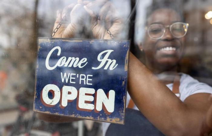 Qu’est-ce qui est ouvert à Thanksgiving 2024 ? Chaînes de magasins de clés, de restauration rapide et de restaurants avec portes ouvertes aujourd’hui