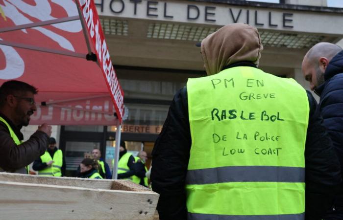 Qualifiée de « low cost », la police municipale fait grève et manifeste dans l’Oise