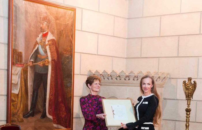 La Princesse Elena rencontre les nouveaux fournisseurs de la Maison Royale de Roumanie