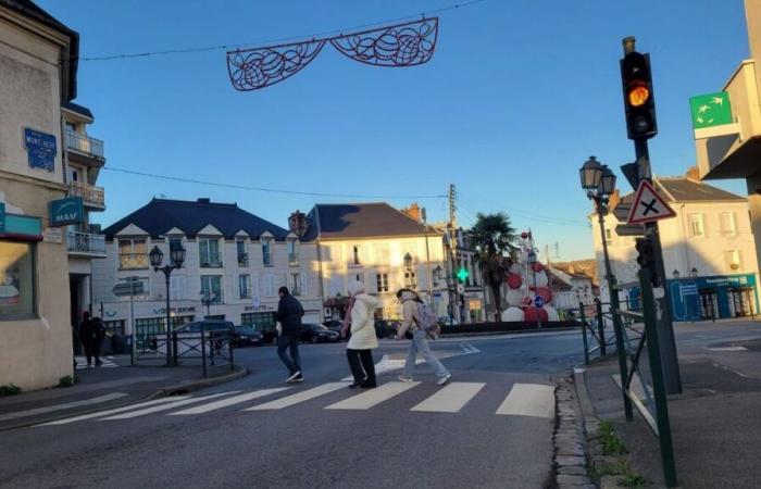 un automobiliste heurte des piétons et s’enfuit, deux retraités entre la vie et la mort