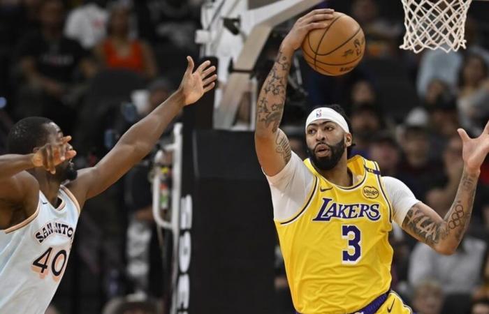 Davis et James propulsent les Lakers devant Wembanyama et les Spurs