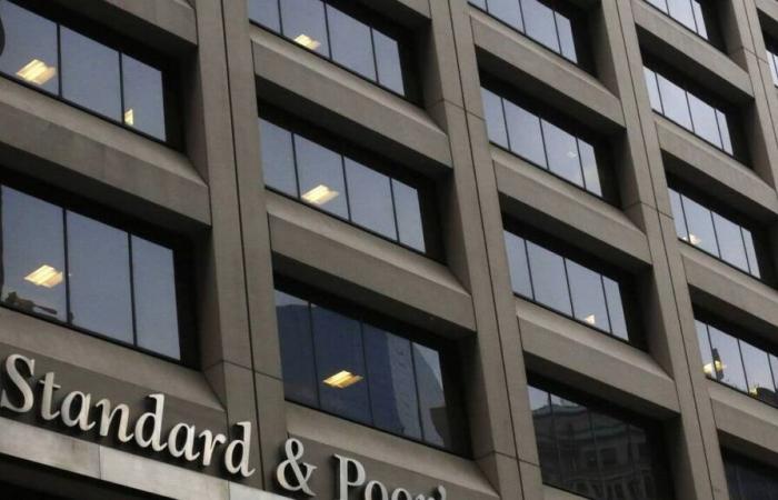 l’agence S&P évaluera la France vendredi, en pleine incertitude budgétaire