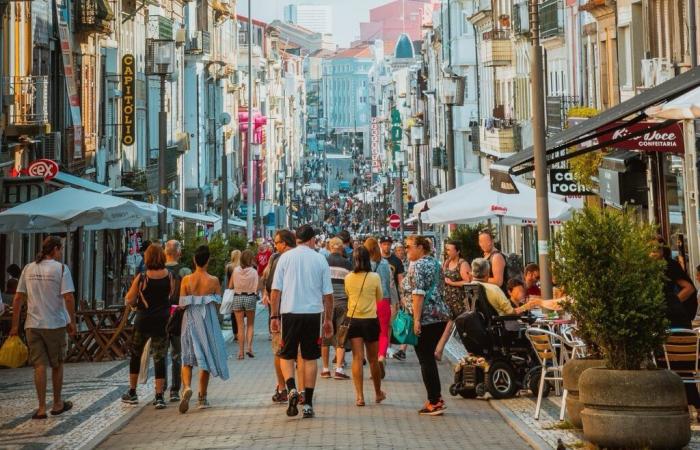 La confiance des ménages français s’effondre