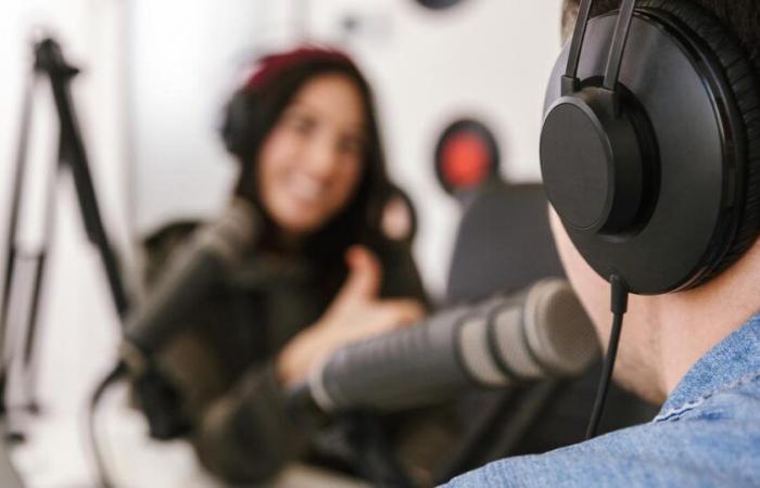 L’audience des podcasts radio et des purs lecteurs audio sera désormais mesurée de la même manière