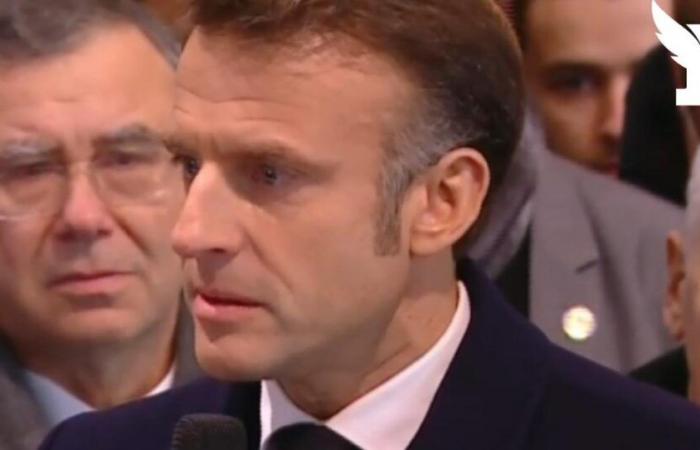 L’hommage très ému d’Emmanuel Macron au général Georgelin, « le visage et la voix du chantier »