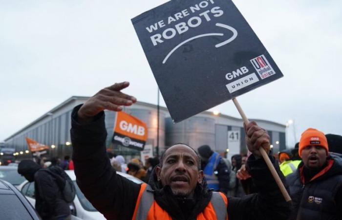 La tradition de protestation des travailleurs du Black Friday d’Amazon se poursuit pour la cinquième année