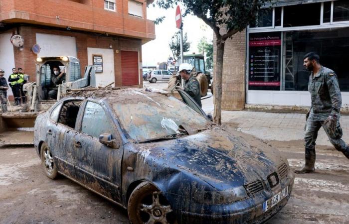 Fatigue et fatigue en Espagne un mois après les inondations