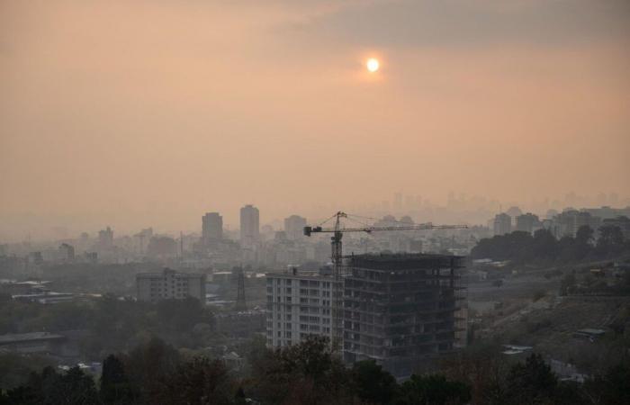 Alep bombardée, tensions sur le dossier nucléaire iranien