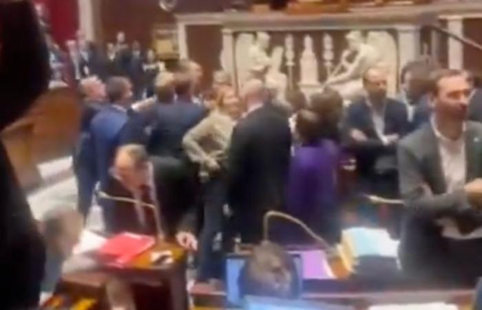 violente altercation à l’Assemblée, le député Nicolas Turquois s’en prend à son homologue Mickaël Bouloux, suivez notre direct