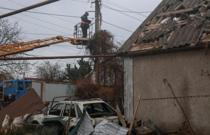 cent trente-deux drones russes ont été lancés entre jeudi soir et vendredi matin, selon l’armée ukrainienne