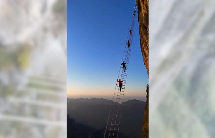 pourquoi tant de touristes veulent-ils escalader une échelle située à plus de 1 500 m du sol ?