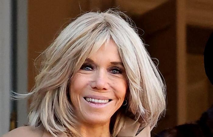 « Vous êtes venu en tenue de montagne, ça vous va » : le total look hivernal blanc de Brigitte Macron à Notre-Dame de Paris fait réagir Rachida Dati : Femme Actuelle Le MAG