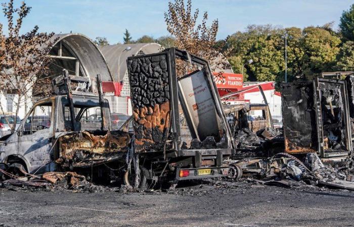 « Colère », « indignation »… entre émotion et appel aux dons après l’incendie des véhicules de la Banque Alimentaire du Gard