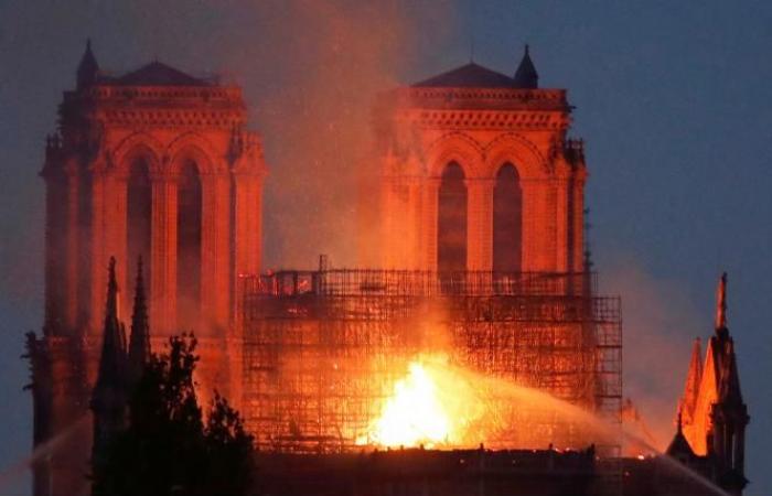 Le nouvel éclat de Notre-Dame de Paris se dévoile au monde entier lors d’une dernière visite de Macron (photos)