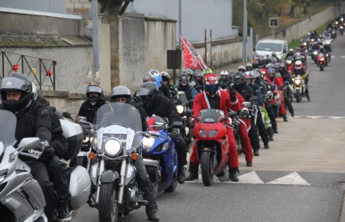 par quelles villes passera la tournée Top Moto Christmas ?