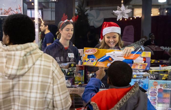 Mission Bienvenue | Un jouet et des souvenirs en cadeau pour 2000 enfants