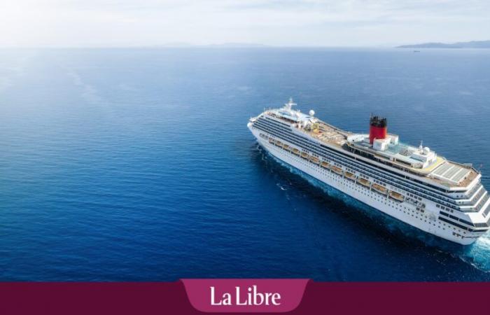 Les passagers mécontents d’un bateau de croisière de luxe entament une grève de la faim (PHOTOS + VIDEO)