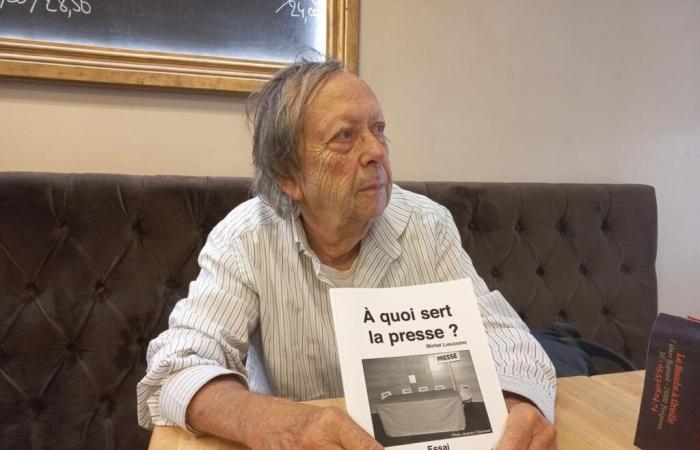 un auteur dordogne énumère les usages de la presse dans un livre plein d’humour