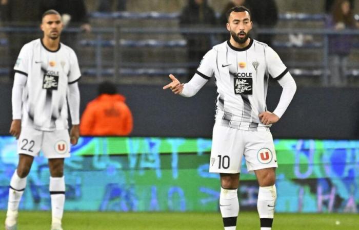 Auxerre chute à Toulouse, Angers se relance au Havre