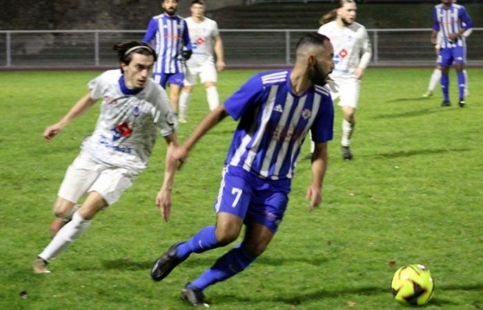 Football amateur (Régional 3). Pamiers domine Castres et prend la tête du championnat