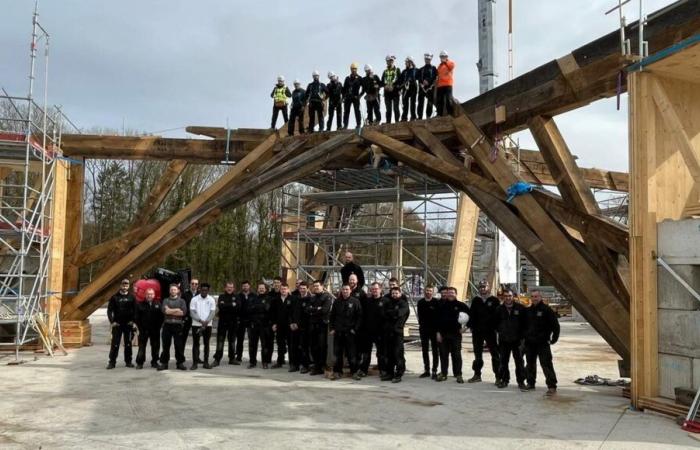 une entreprise mayennaise a participé à la reconstruction de la flèche Notre-Dame