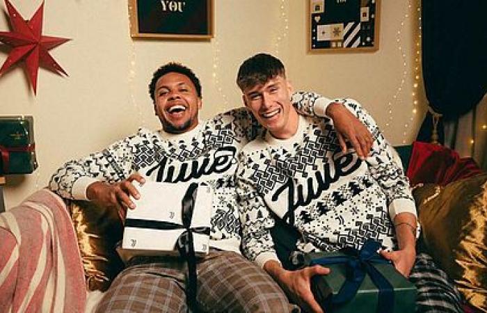 La Juventus a lancé le sweat-shirt pour Noël 2024