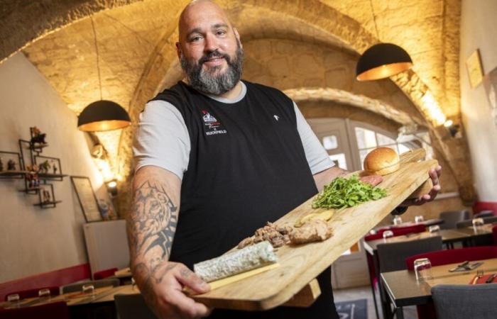 la chute de Tatoué Toqué, champion du monde du hamburger