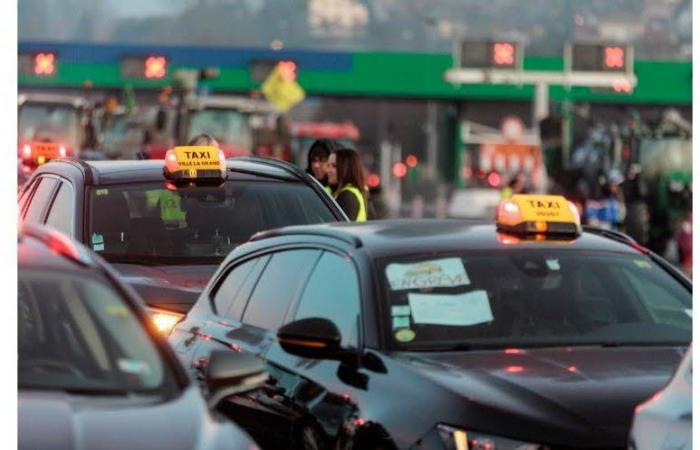 Le matin Des taxis bloquent les péages dans le Nord-Isère vers Lyon, une semaine décisive pour le procès du meurtre de Victorine, trois anciens rugbymen grenoblois jugés pour viol à Bordeaux… L’actualité principale de ce lundi