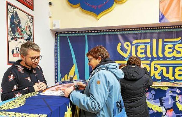 à Carhaix, les supporters des Vieilles Charrues se sont levés tôt pour acheter leurs billets