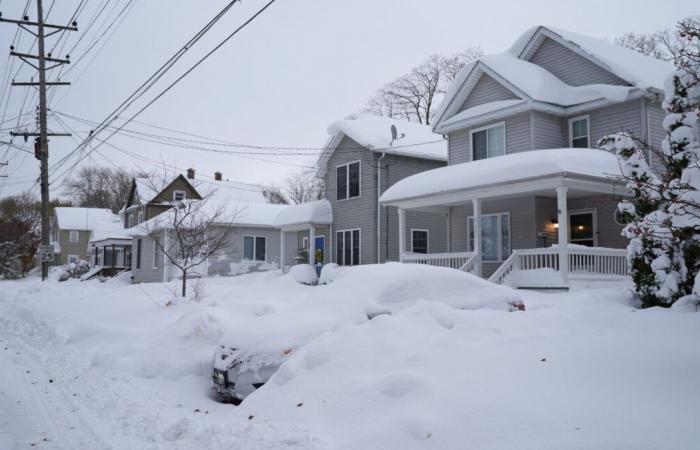 Qu’est-ce que « l’effet Lac » qui ensevelit le nord-est du pays sous des mètres de neige…