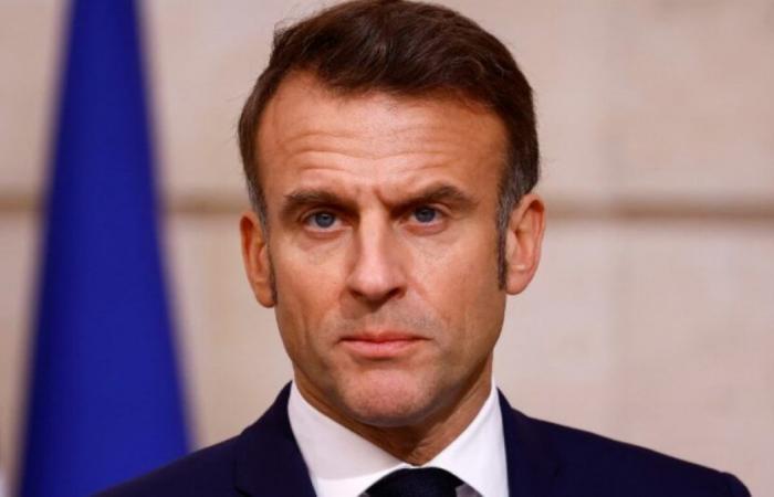 Macron entame une visite d’État en Arabie au milieu d’une crise politique en France : Actualités