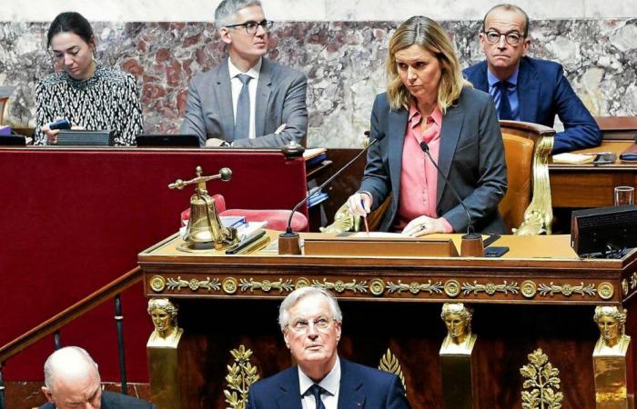 Avec une motion de censure, la France entre en « territoire inconnu »