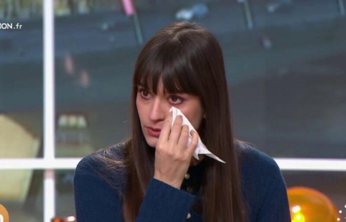 Clara Luciani émue aux larmes par un tendre message d’une amie dans Télématin (VIDEO)