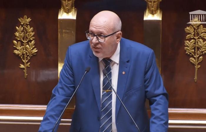 Pas de motion de censure du gouvernement Barnier pour le député Stéphane Lenormand (LIOT)