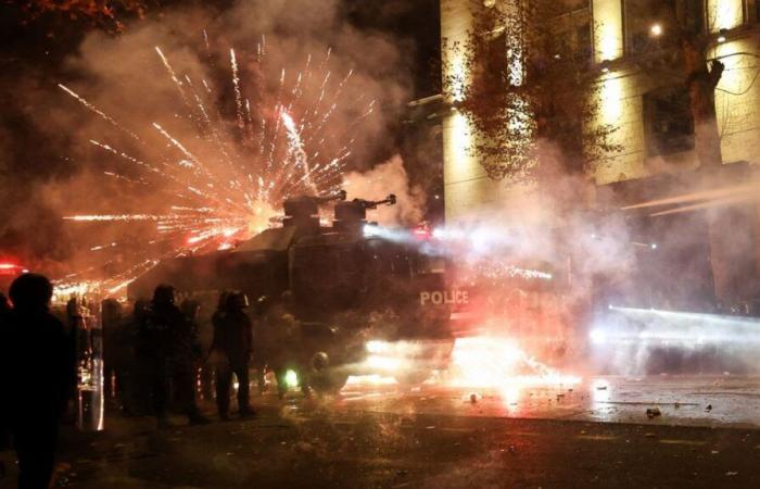 des milliers de manifestants pro-européens à Tbilissi pour la cinquième soirée consécutive