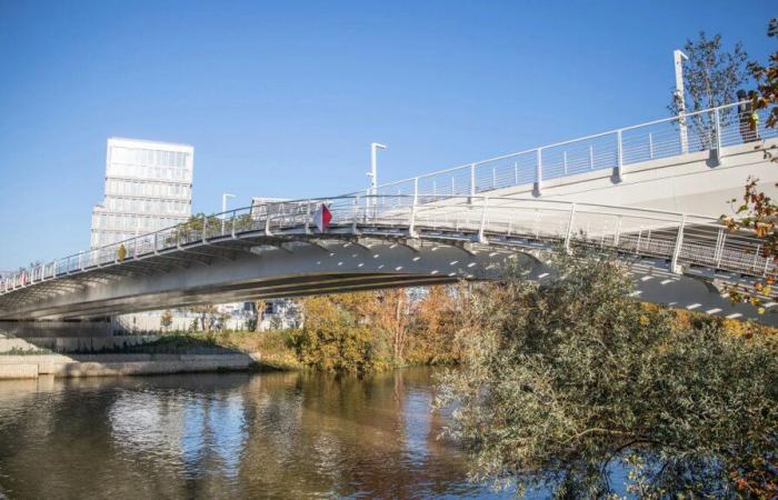 Le pont du Village olympique deviendra le pont Louafi Bouguera, en hommage au premier médaillé d’or olympique franco-algérien !