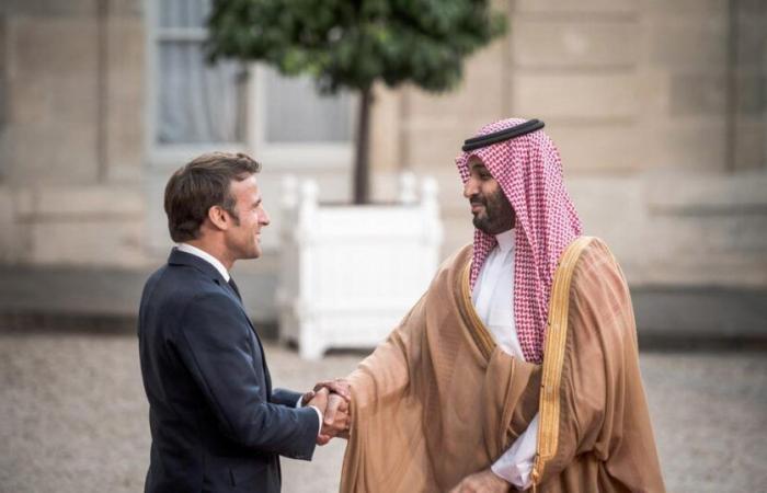 Macron reçu par MBS à Riyad pour évoquer un Moyen-Orient « post-7 octobre »