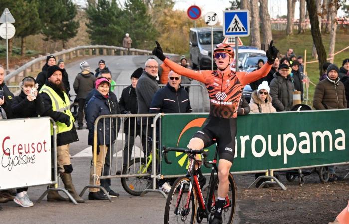 William Millat devant son frère Adrien sur les hauteurs du Creusot