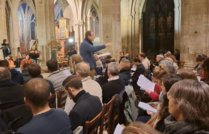 après des années sur le chantier de la cathédrale, le chœur des compagnons prépare un spectacle unique