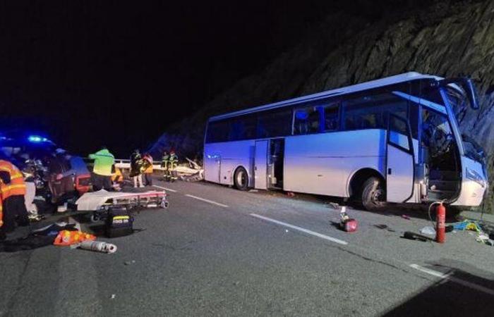 Un enfant de 4 ans grièvement blessé, 2 morts, 10 blessés en urgence absolue… que sait-on de l’accident de bus à Porté-Puymorens