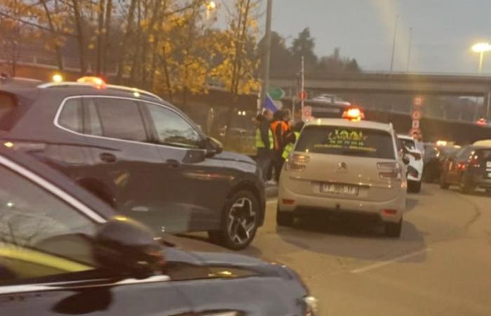 Lyon bloqué par les taxis ce lundi : les points à éviter