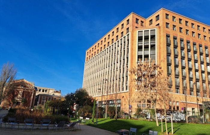 à Paris, La Poste transforme ses anciens centres de tri en lieux de vie uniques