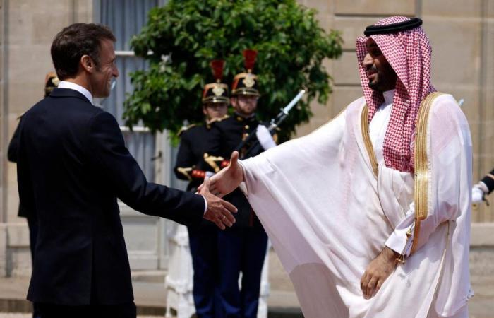 Les enjeux économiques au cœur de la visite d’Emmanuel Macron en Arabie Saoudite