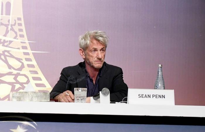 Patriote en crise, plombier, admirateur de “La Mère de tous les mensonges”… Sean Penn se livre à Marrakech