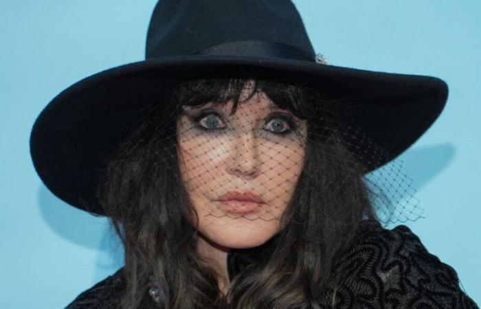 Isabelle Adjani réagit franchement à la mort de Niels Arestrup