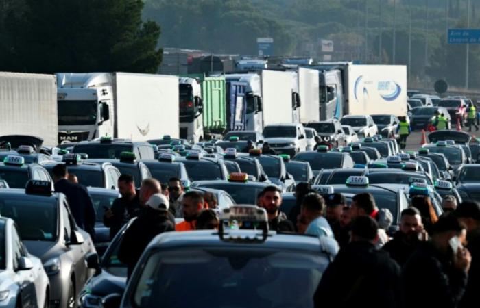 Deuxième journée de manifestation des taxis à Lyon, Paris se joint au mouvement – ​​12/03/2024 à 12h25